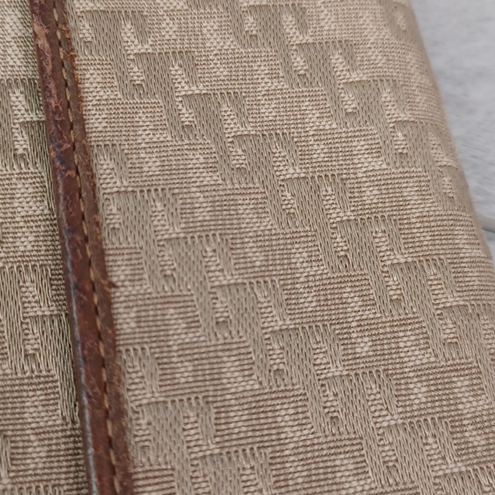 Gucci GG Jacquard Key Case - Picture 8 of 10